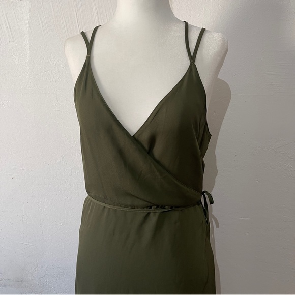 Olive green wrap dress - Picture 6 of 9